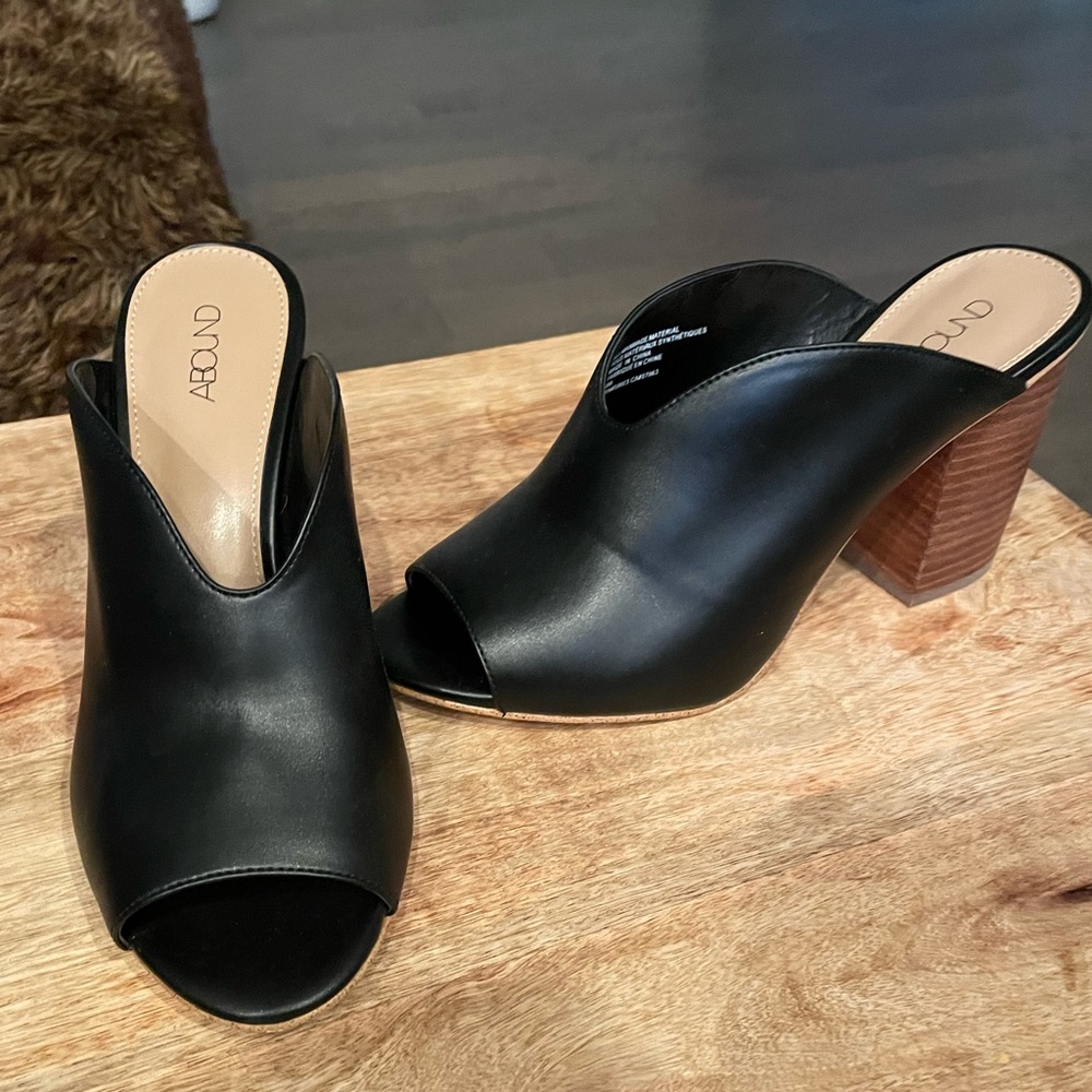 Open Toe Mule